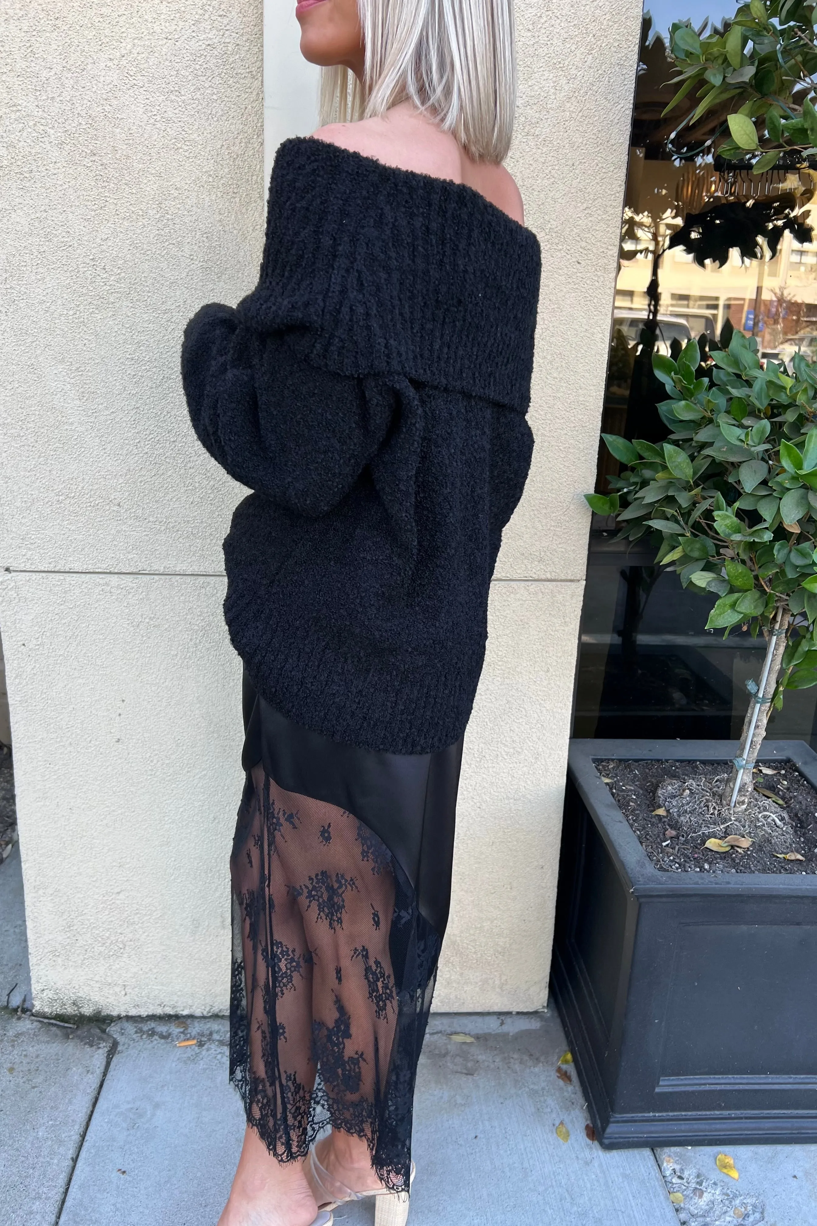 JESSIE BLACK OFF SHOULDER SWEATER