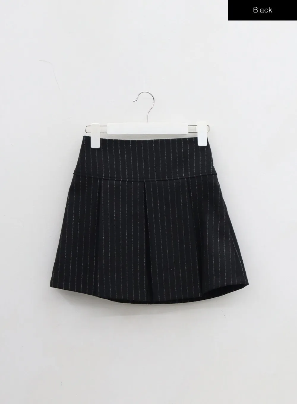 Pinstripe Pleated Mini Skirt BD29