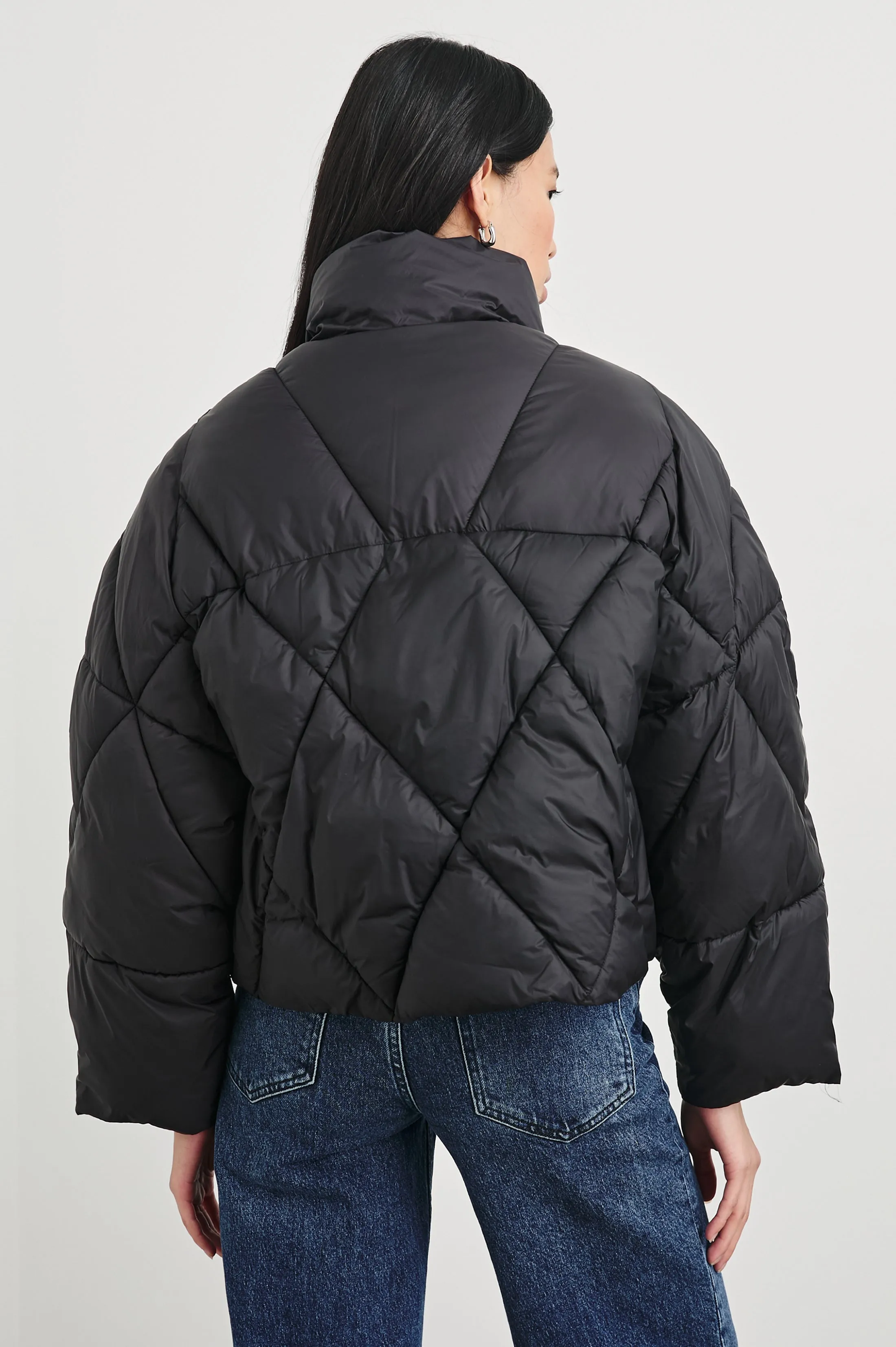 SUMMIT JACKET - BLACK